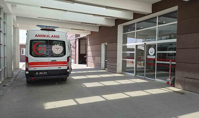Adıyaman'da minibüs devrildi: 13 yaralı