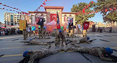 Afyonkarahisar'ın düşman işgalinden kurtuluşunun 104. yıldönümü kutlandı
