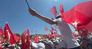 Ahlat'ta 1071 Zaferi coşkusu: Türkiye'nin dört bir yanından vatandaşlar buluştu