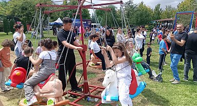 AK Parti Aile Pikniği'nde 25 bin yemek fişi 1 saatte tükendi