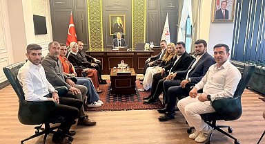 AK Parti Edremit İlçe Teşkilatı'ndan Kaymakam Engin'e ziyaret
