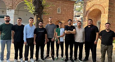 AK Parti Osmangazi Gençlik Kolları'ndan tarihi mirasa anlamlı vefa