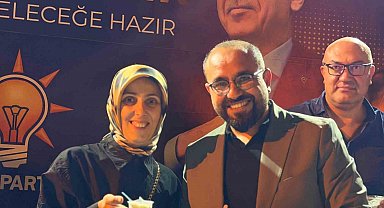 AK Parti'den dondurma ikramı