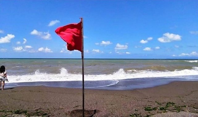 Akçakoca'da deniz uyarısı