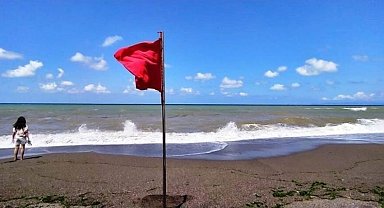 Akçakoca'da deniz uyarısı