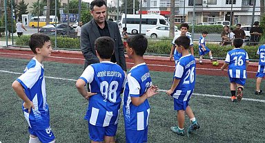 Akdenizli yüzlerce çocuk sporla geleceğe hazırlanıyor