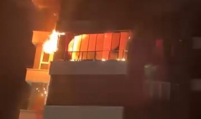 Aksaray'da alevler daireyi sardı bina boşaltıldı