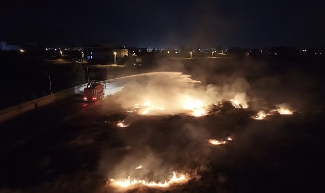 Aksaray'da alevlerin yükseldiği ot yangını korkuttu