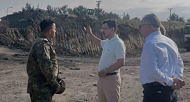 Akyaka Kaymakamı Demirtaş, Ermenistan sınırındaki demiryolu yenileme çalışmalarını yerinde inceledi