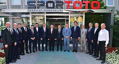 Akyazı'nın 8 mahallesinde yeni spor tesisi yükselecek
