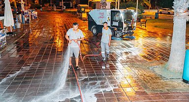 Alanya'nın vitrini gece mesaisinde baştan sona temizlendi