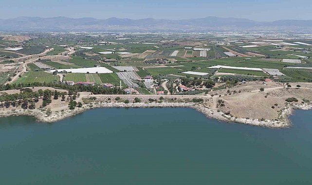 Alaşehir Ovası'nda 28 bin 780 dekar arazi modern sulama sistemiyle buluştu