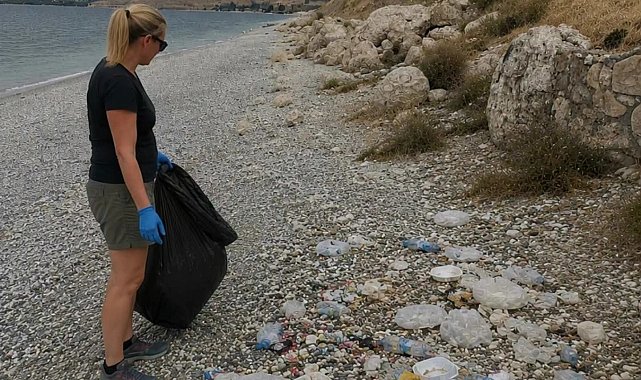 Alman turistten Bitlis'te çevre temizliği