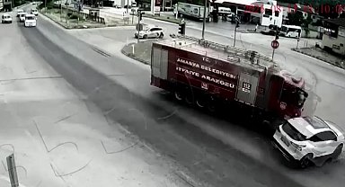Amasya'da yangına giden itfaiye aracı otomobile çarptı