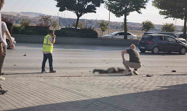 Ankara'da otomobil motosikletle çarpıştı: 2 yaralı