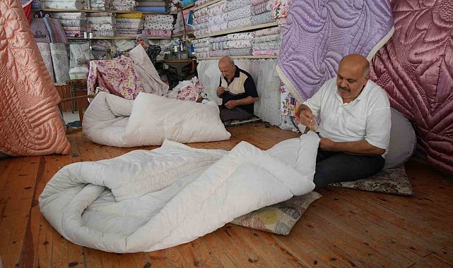 Ankara'da üç kuşaktır yorgancılık yapan mesleğin son temsilcilerinden olan esnaf çırak bulamıyor