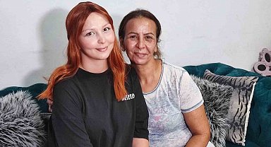 Anne ve kızı 14 yıl arayla yakalandıkları meme kanserini yendi