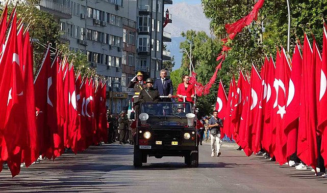 Antalya'da 30 Ağustos coşkusu yaşandı