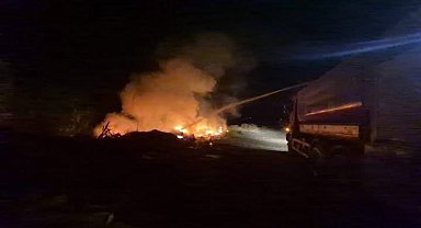 Arsuz'da otluk ve çöplük alan yangını kontrol altına alındı