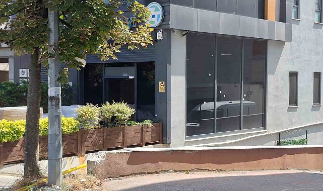 Ataşehir'de ecza deposuna silahlı saldırı