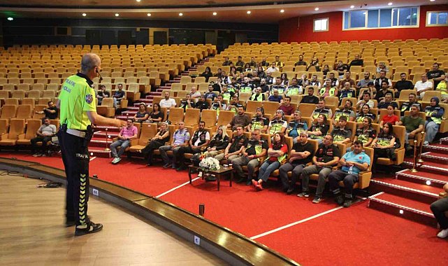 Aydın'da 200 motosiklet sürücüsüne "güvenli sürüş" eğitimi