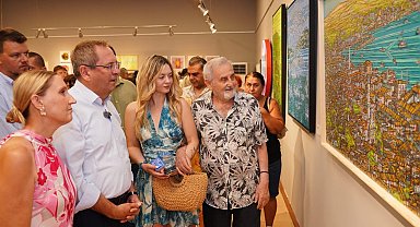 Ayvalık'ta Ressam Devrim Erbil ve sanat dünyasının usta isimleri buluştu