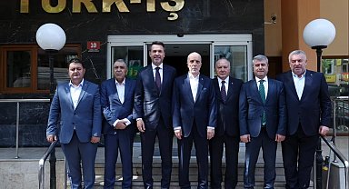 Bakan Bayraktar, Türk-İş Genel Başkanı Atalay ile bir araya geldi