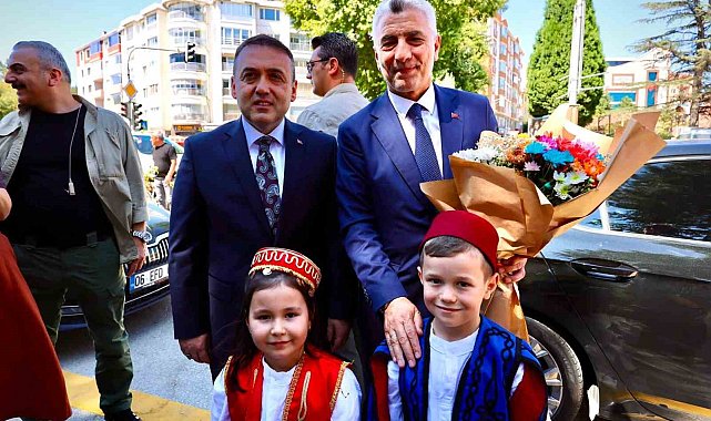 Bakan Bolat, Bozüyük Kaymakamlığını ziyaret etti