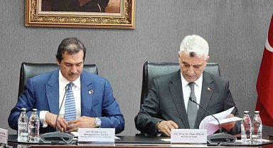 Bakan Bolat, Katarlı Mevkidaşı Al Sayed ile görüştü
