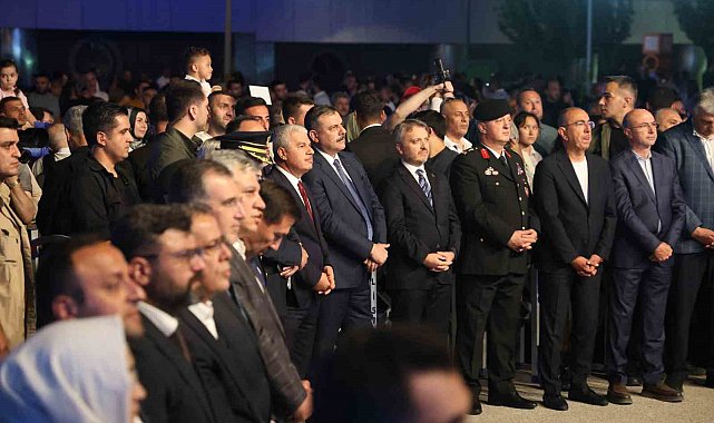 Bakan Çiftçi: "Köklerinden güç alarak geleceğe yürüyen bir gençlik Türkiye Yüzyılı'nı inşa edecek"