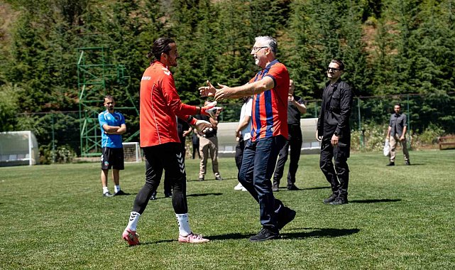 Bakan Işıkhan, Bolu kampındaki Mardin 1969 Spor'u ziyaret etti
