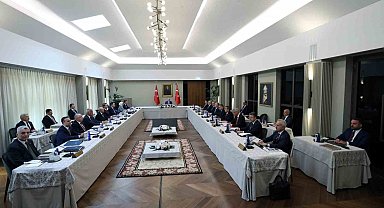 Bakan Kacır: "Türk milleti bugün de insanlık değerlerinin sancaktarlığını en kuvvetli şekilde icra ediyor"