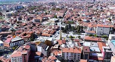 Bakan Kurum paylaştı: Çorum'un tarihi meydanı gün yüzüne çıktı