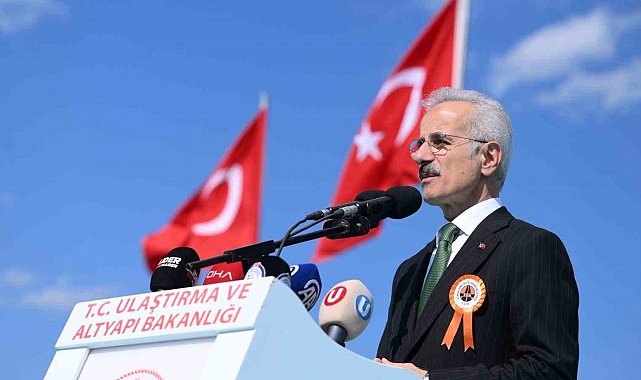 Bakan Uraloğlu: "Antalya-Alanya Otoyolu'nun tamamlanmasıyla mevcut güzergâhta 2,5 saat süren seyahat süresi 36 dakikaya düşecek"