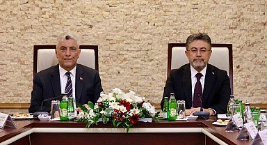 Bakan Yumaklı ile Bakan Bolat Hububat Sektörü İstişare Toplantısı gerçekleştirdi