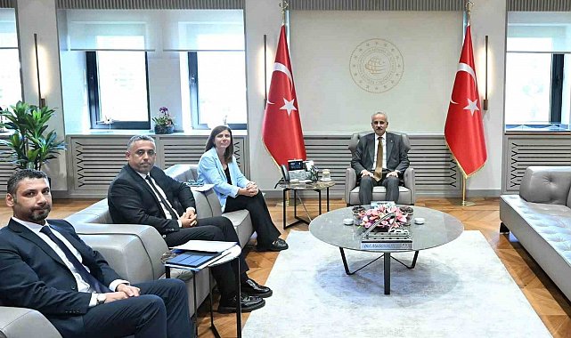 Başkan Bucak, Ulaştırma Bakanı Uraloğlu ile tramvay projesini değerlendirdi