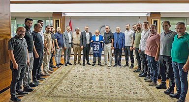 Başkan Büyükkılıç, Erciyes 38 FK yönetimini ağırladı
