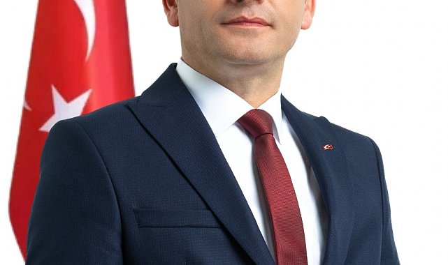 Başkan Habil Dökmeci, "CHP'den ayrılmıyor, Yeni Parti'ye geçmiyorum"