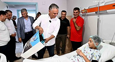 Başkan Uysal'dan sünnet olan çocuklara ziyaret