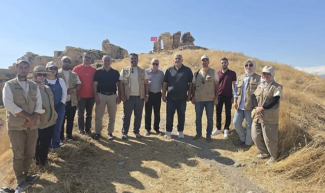 Bayburt Kalesi'ndeki kazı çalışmalarında 5 bin yıllık eser bulundu