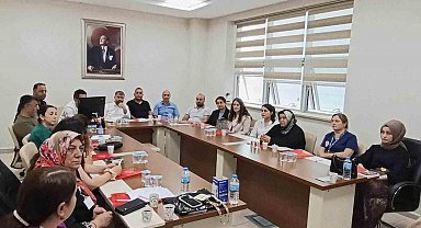 Bayburt'ta primer sezaryen oranlarının azaltılması için değerlendirme toplantısı yapıldı