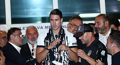Beşiktaş, Dusan Vlahovic'i UEFA listesine ekledi