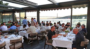 Beşiktaşlı oyuncular, yemekte buluştu