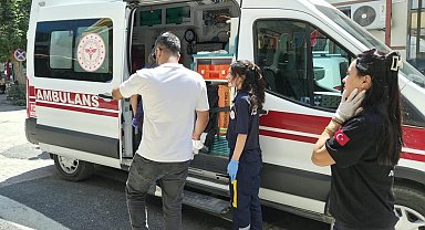 Bıçaklı saldırıya uğrayan kişi yaralandı