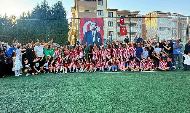 Bilecik Koleji ilk maçında farklı kazandı