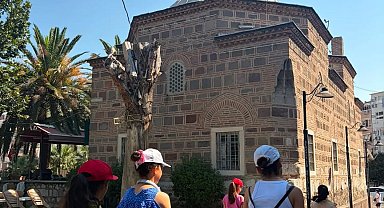 Bilecikli çocuklar Manisa'nın tarihi ve kültürel yerlerini gezdi