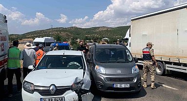 Bingöl iki araç çarpıştı: 2 yaralı