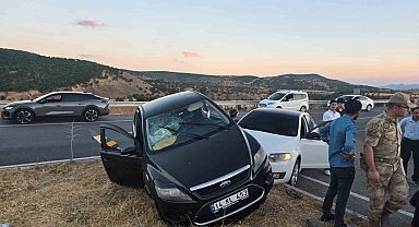 Bingöl'de trafik kazası: 3 yaralı