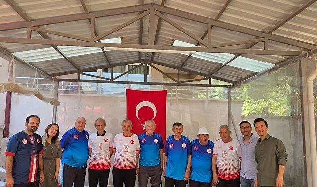Bocce maçında dostluk kazandı