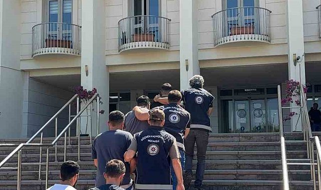 Bodrum ve Marmaris'te göçmen kaçakçılığı operasyonu: 5 tutuklama